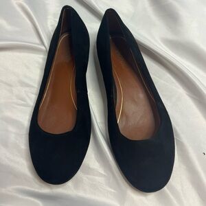 Vionic Hannah Suede Black Ballet Flats, size 7